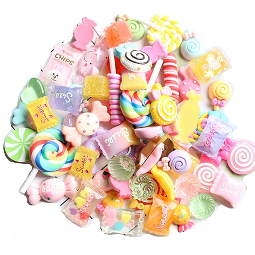 くみっきーさん専用　2点　ホワイトコーデ　ドールチャーム　ハンドメイド ミニーさん専用 ハロウィン❣️ ハロウィン雑貨 ドールチャーム